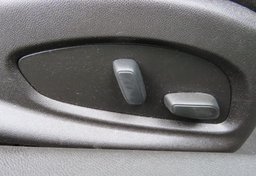 2017 Chevrolet Camaro - Image 38