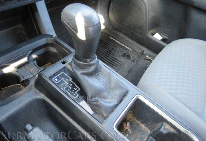 2020 Toyota Tacoma - Image 33