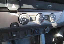 2020 Toyota Tacoma - Image 37