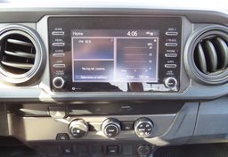 2020 Toyota Tacoma - Image 35