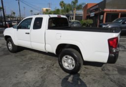2020 Toyota Tacoma - Image 8