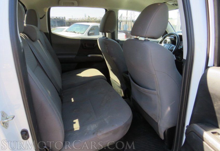 2019 Toyota Tacoma - Image 30