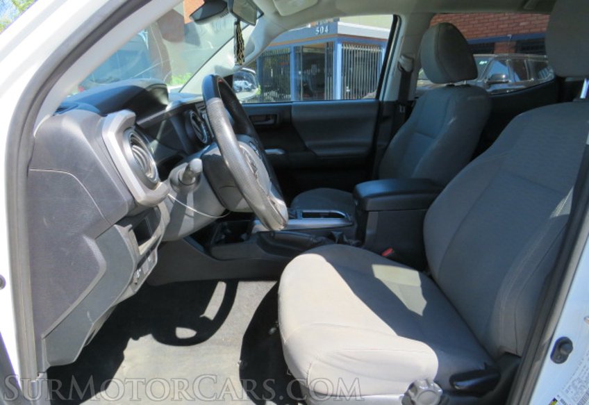 2019 Toyota Tacoma - Image 24