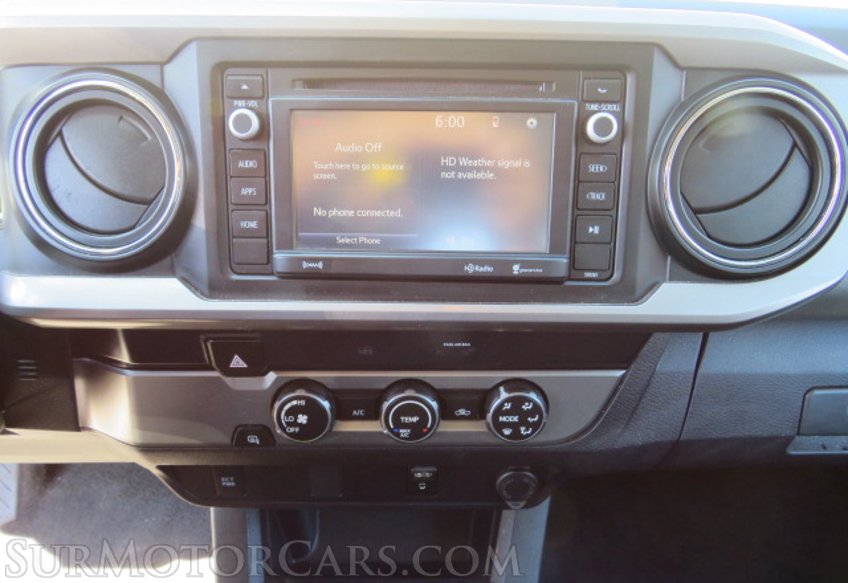 2019 Toyota Tacoma - Image 35