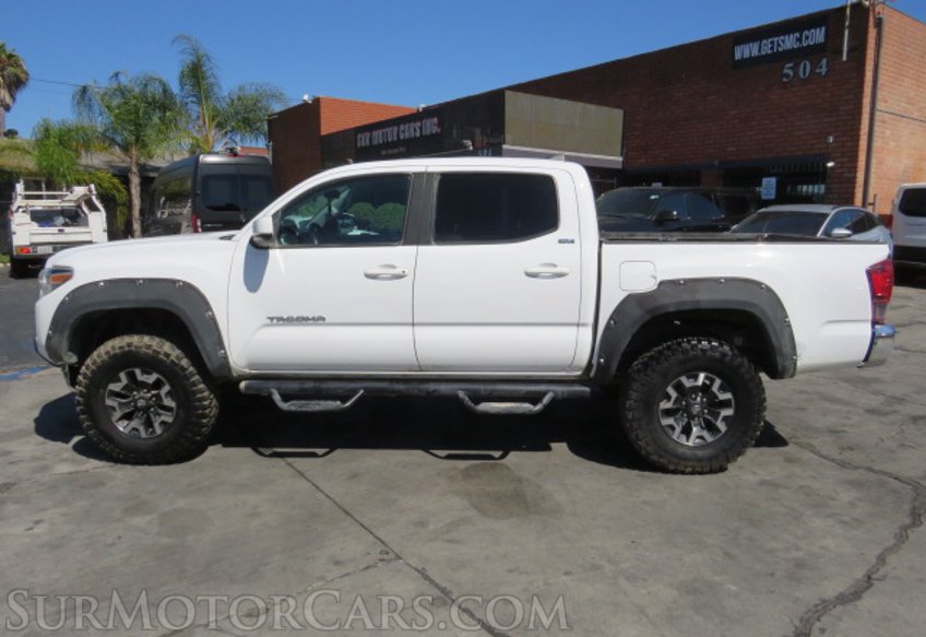 2019 Toyota Tacoma - Image 5