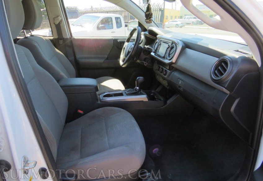 2019 Toyota Tacoma - Image 25