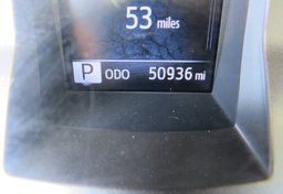 2019 Toyota Tacoma - Image 32