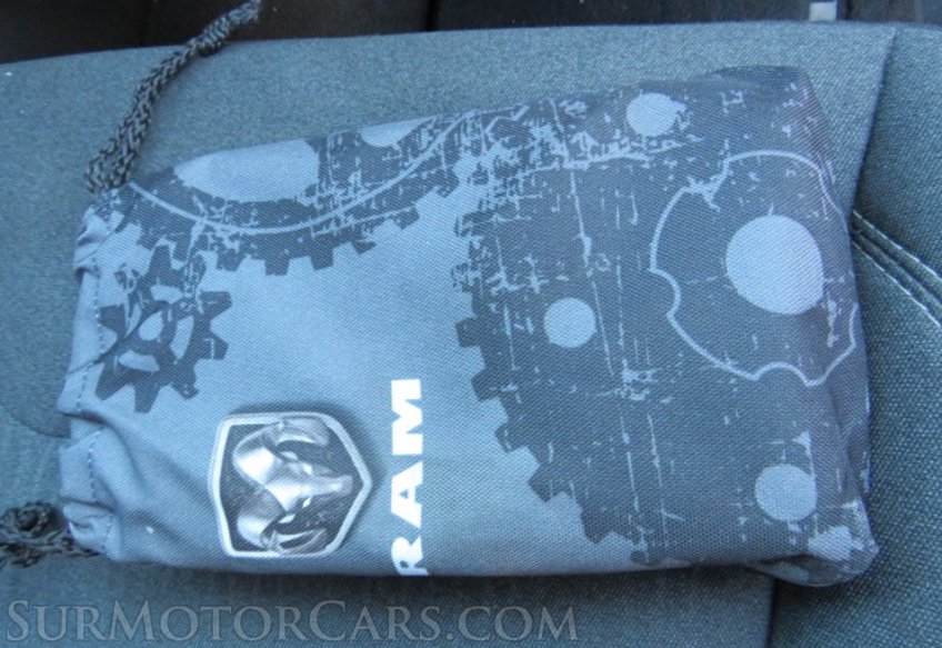 2020 Ram 1500 - Image 35