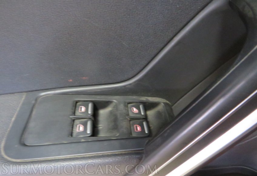 2017 Volkswagen Beetle Convertible - Image 44