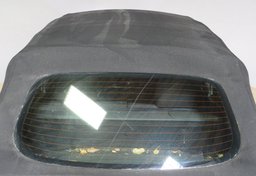 2017 Volkswagen Beetle Convertible - Image 17