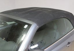 2017 Volkswagen Beetle Convertible - Image 13