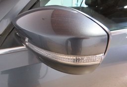 2017 Volkswagen Beetle Convertible - Image 19