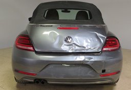 2017 Volkswagen Beetle Convertible - Image 15