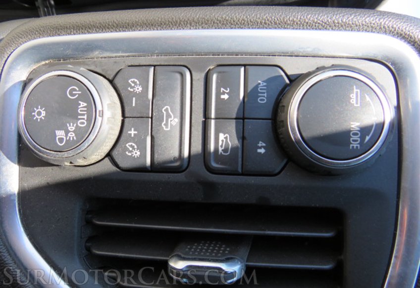2020 Chevrolet Silverado 1500 - Image 40