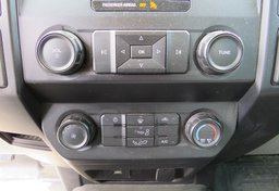 2019 Ford F-150 - Image 30