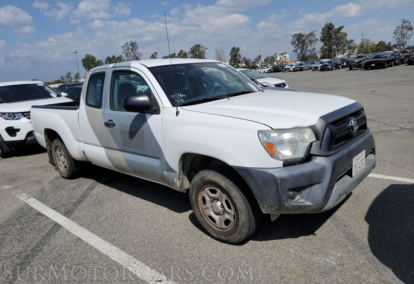 2015 Toyota Tacoma - Image 2