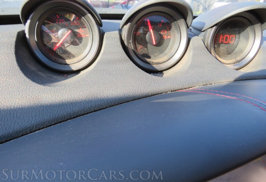 2017 Nissan 370Z - Image 29