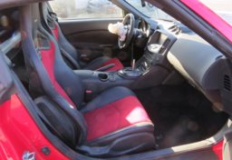 2017 Nissan 370Z - Image 22