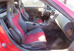 2017 Nissan 370Z - Image 24