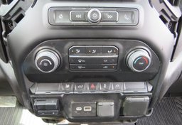 2022 Chevrolet Silverado 2500HD - Image 38