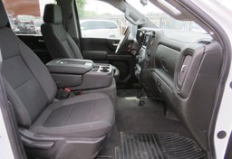 2022 Chevrolet Silverado 2500HD - Image 29