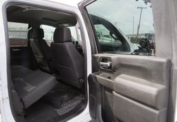 2022 Chevrolet Silverado 2500HD - Image 25