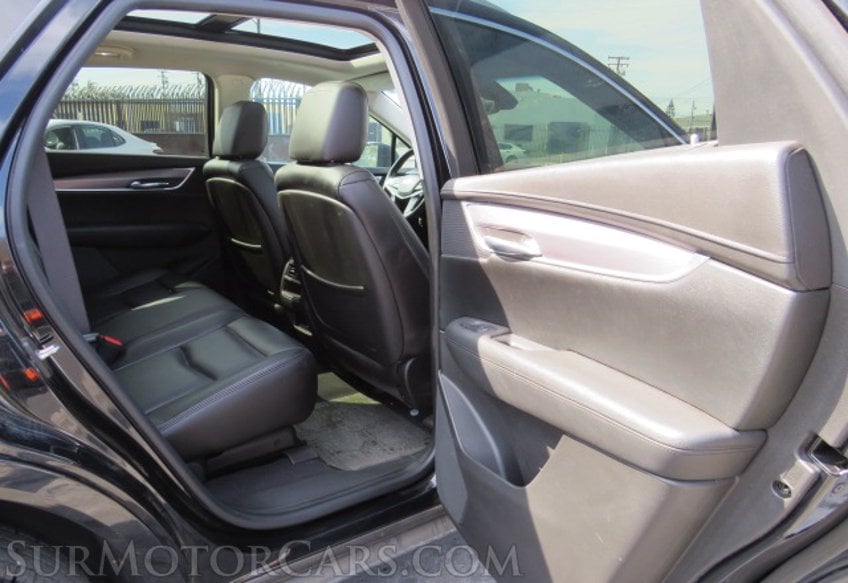2017 Cadillac XT5 - Image 22