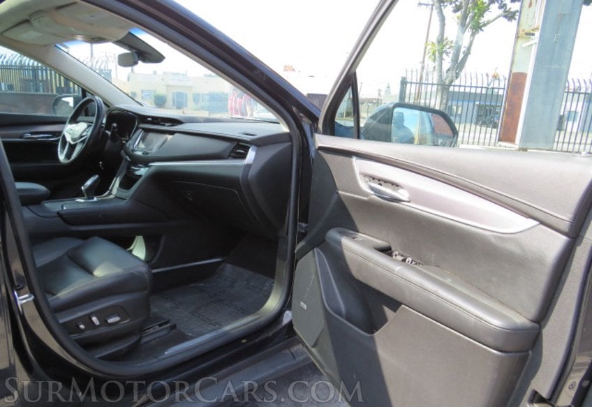 2017 Cadillac XT5 - Image 20
