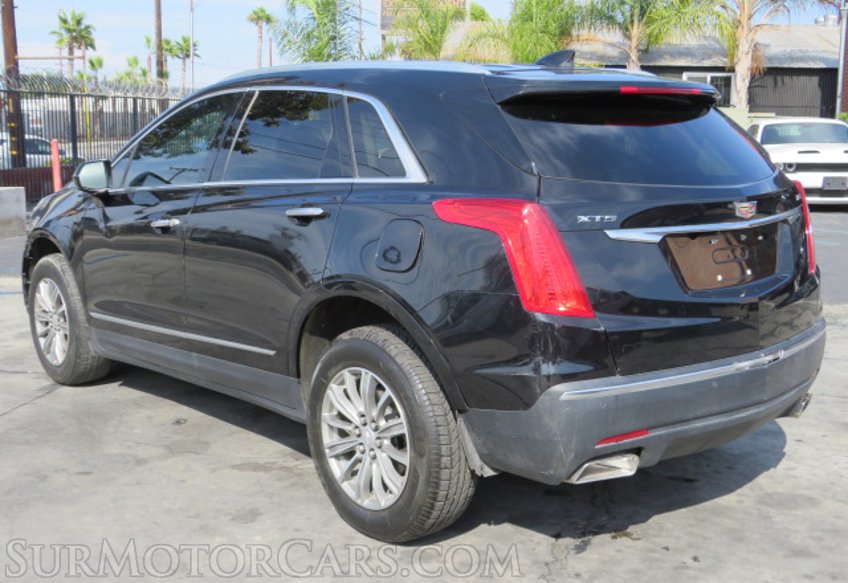 2017 Cadillac XT5 - Image 9