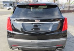 2017 Cadillac XT5 - Image 12