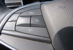 2017 Cadillac XT5 - Image 49