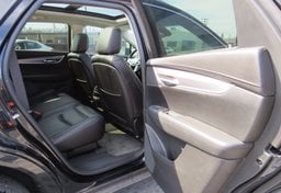 2017 Cadillac XT5 - Image 22