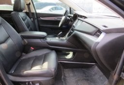 2017 Cadillac XT5 - Image 26