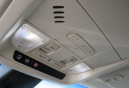 2017 Cadillac XT5 - Image 48