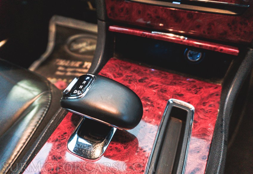 2014 Chrysler 300 - Image 25