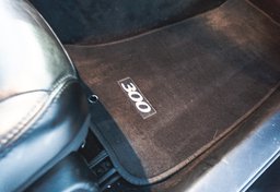 2014 Chrysler 300 - Image 35
