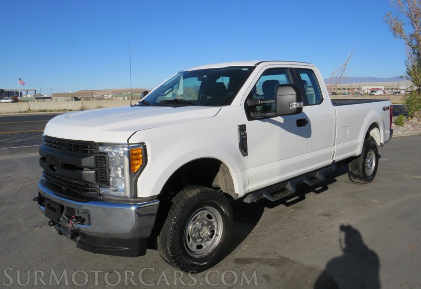 2017 Ford Super Duty F-250 SRW - Image 3