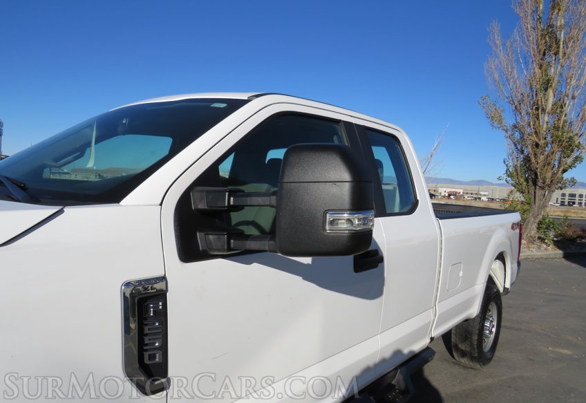 2017 Ford Super Duty F-250 SRW - Image 12