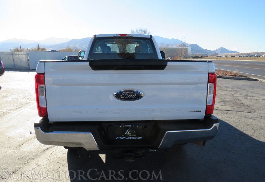 2017 Ford Super Duty F-250 SRW - Image 11