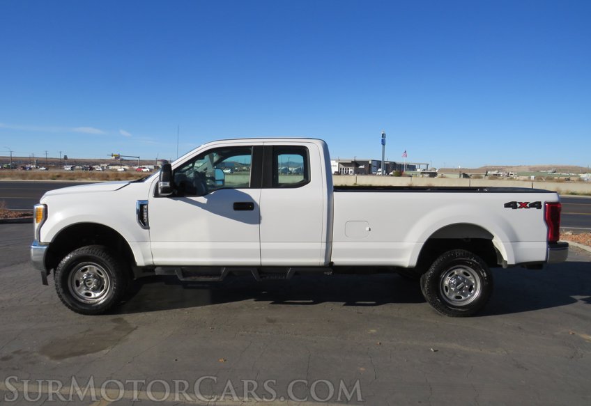 2017 Ford Super Duty F-250 SRW - Image 10