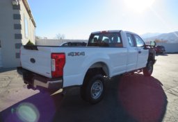 2017 Ford Super Duty F-250 SRW - Image 5