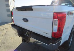 2017 Ford Super Duty F-250 SRW - Image 20