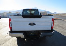 2017 Ford Super Duty F-250 SRW - Image 11