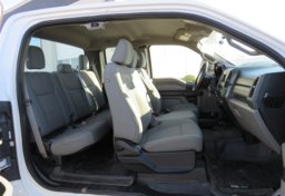 2017 Ford Super Duty F-250 SRW - Image 33