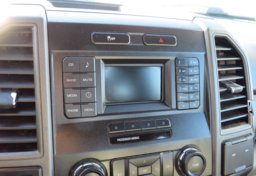 2017 Ford Super Duty F-250 SRW - Image 40