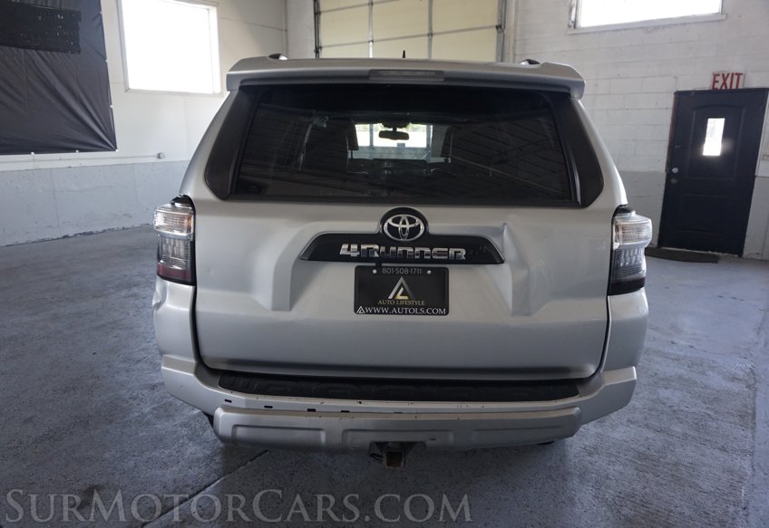 2019 Toyota 4Runner - Image 11