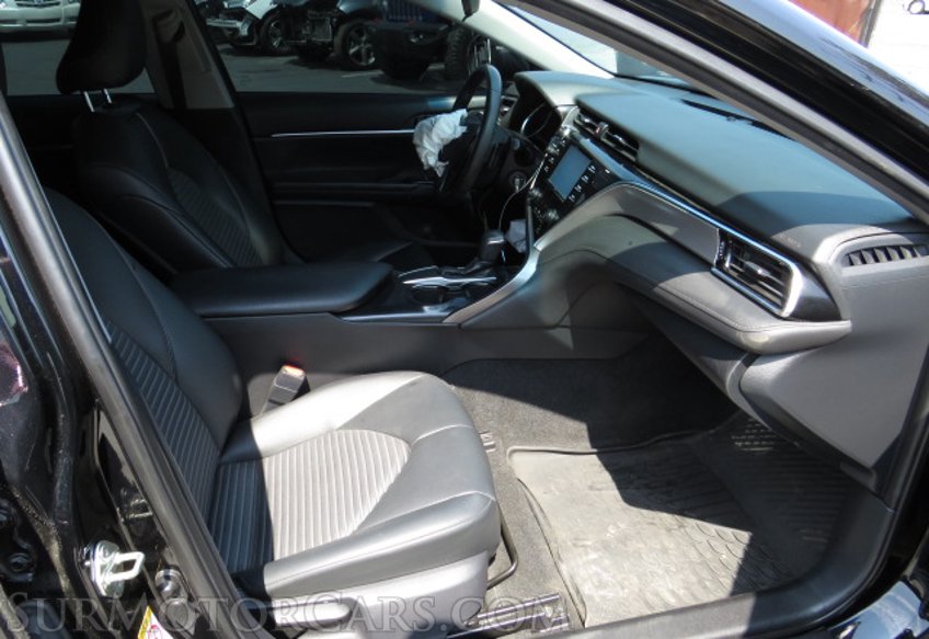 2018 Toyota Camry - Image 26