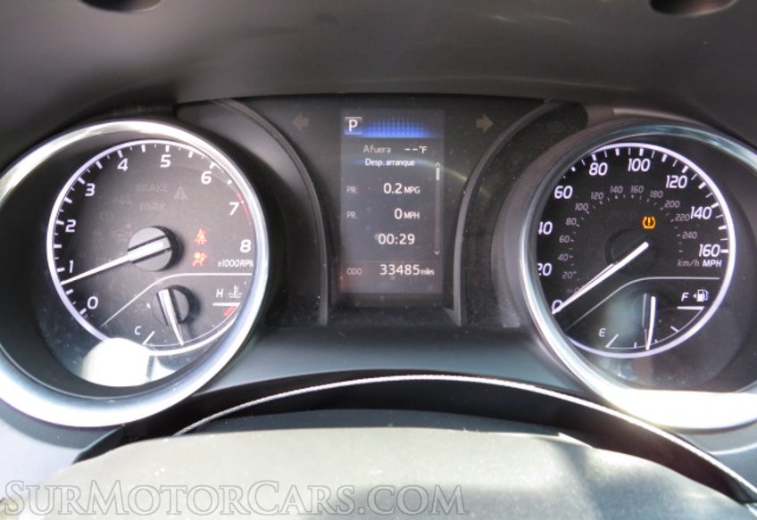 2018 Toyota Camry - Image 31