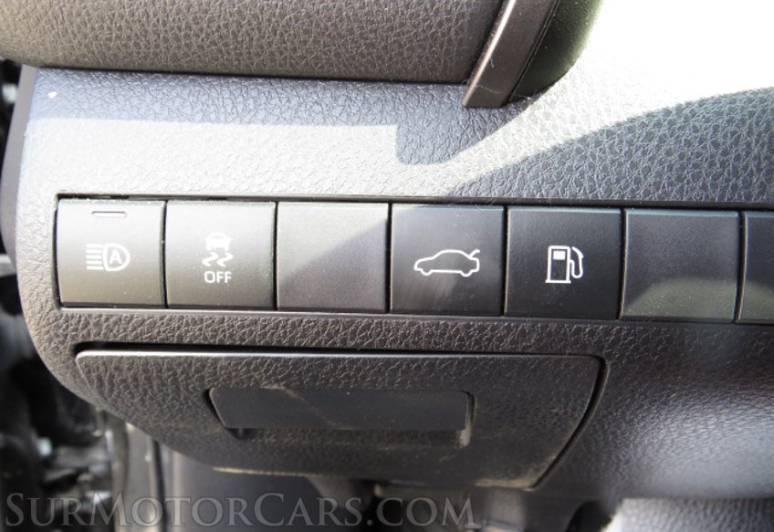 2018 Toyota Camry - Image 35