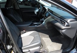 2018 Toyota Camry - Image 26